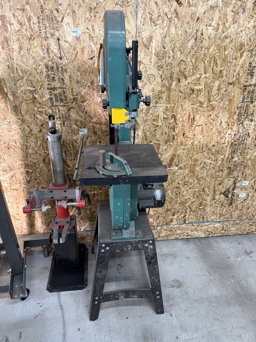 Grizzly Bandsaw