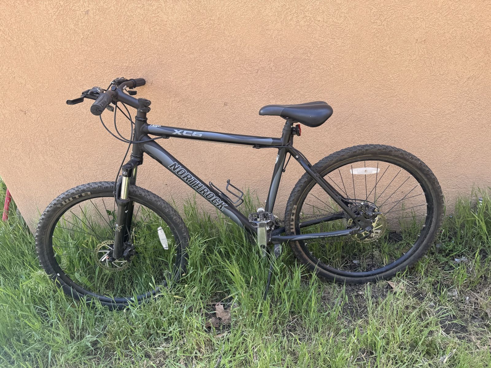 Shimano Bell Nortrock XC6 Men Mountain Bike
