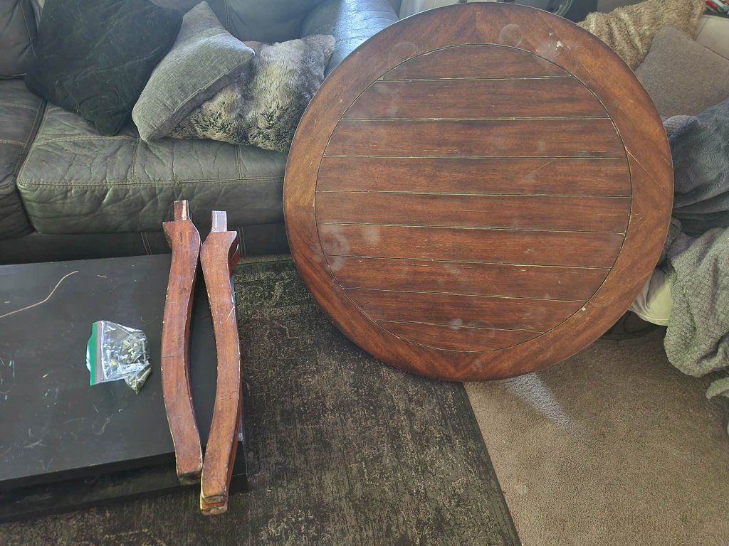 Round Wooden Dining Table with Hardware