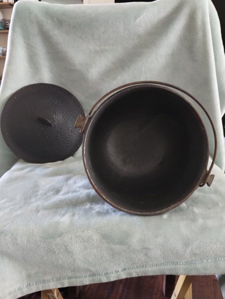 Main image 3