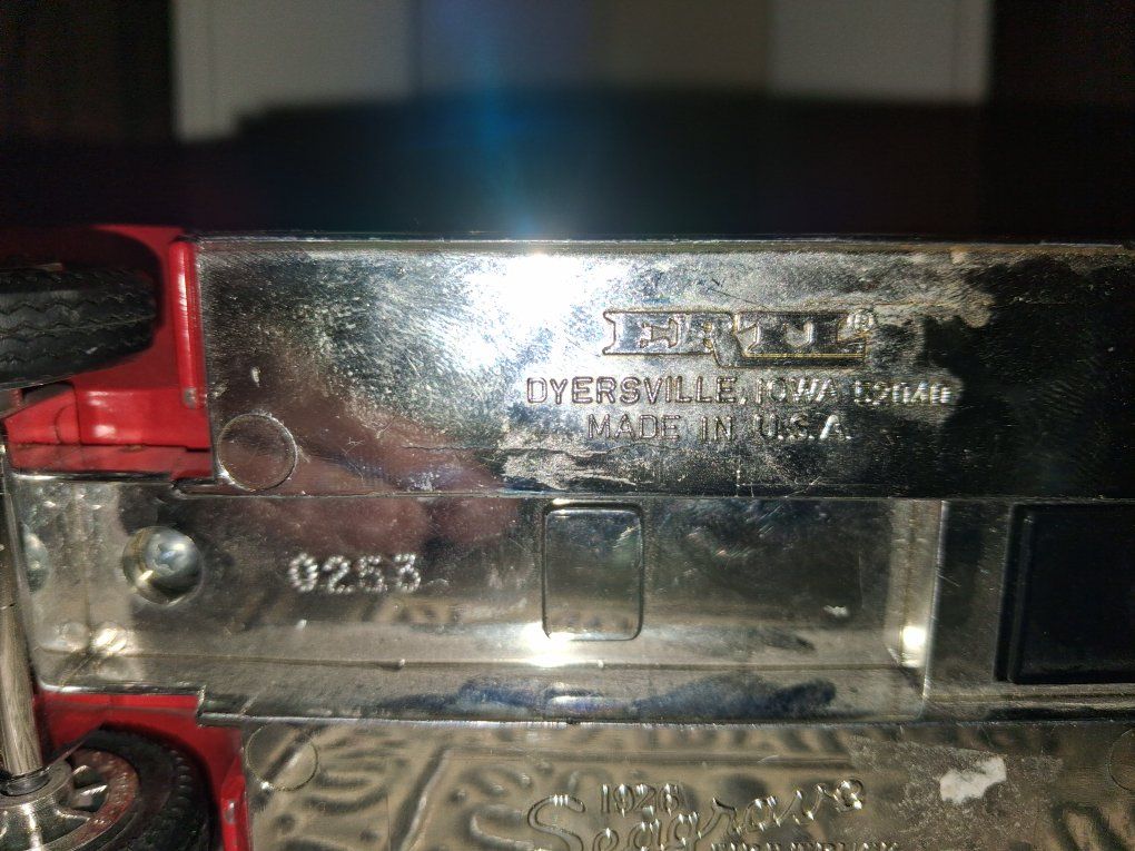 Main image 6