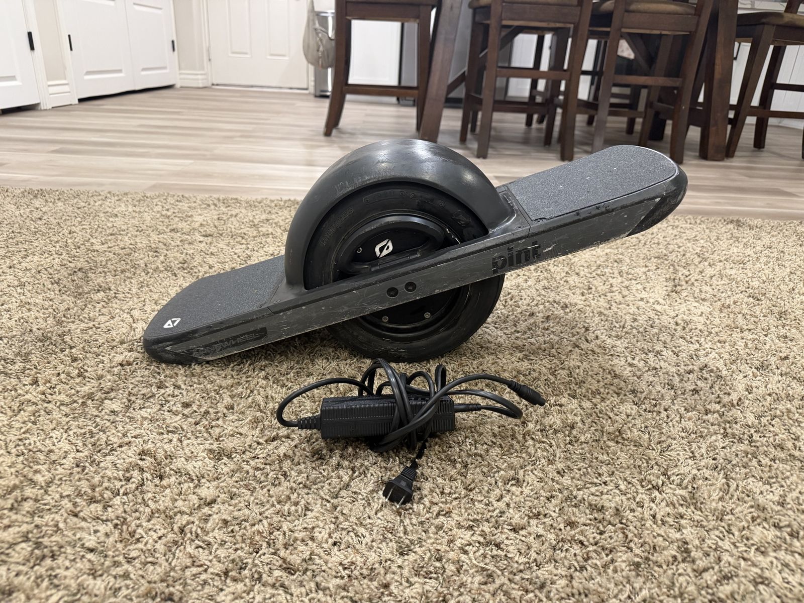 Onewheel Pint Electric Skateboard - Rideable Condition, Charger Included