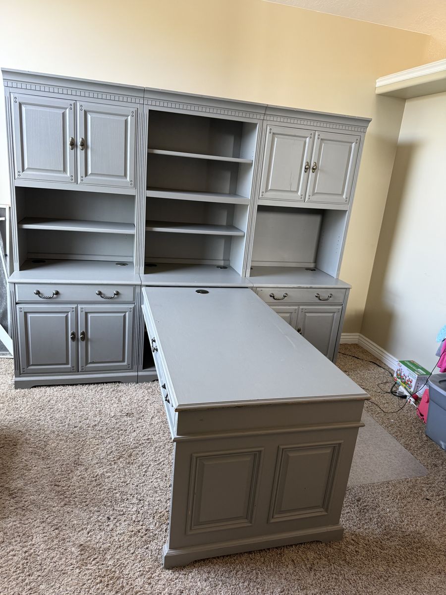 Office Desk & Filing Cabnet