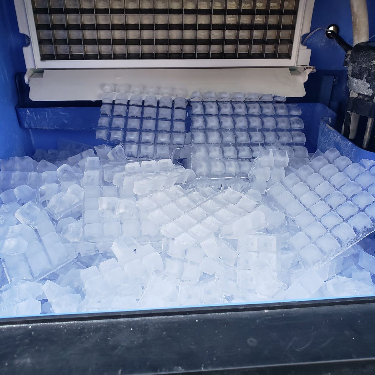 Vevor Ice machine.