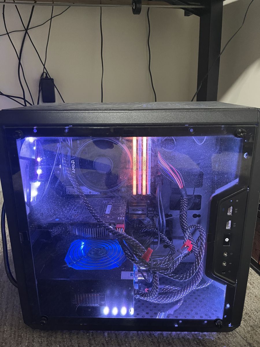 Gaming PC–Ryzen 7 3700X /GTX 1060/32GB RAM /1TB