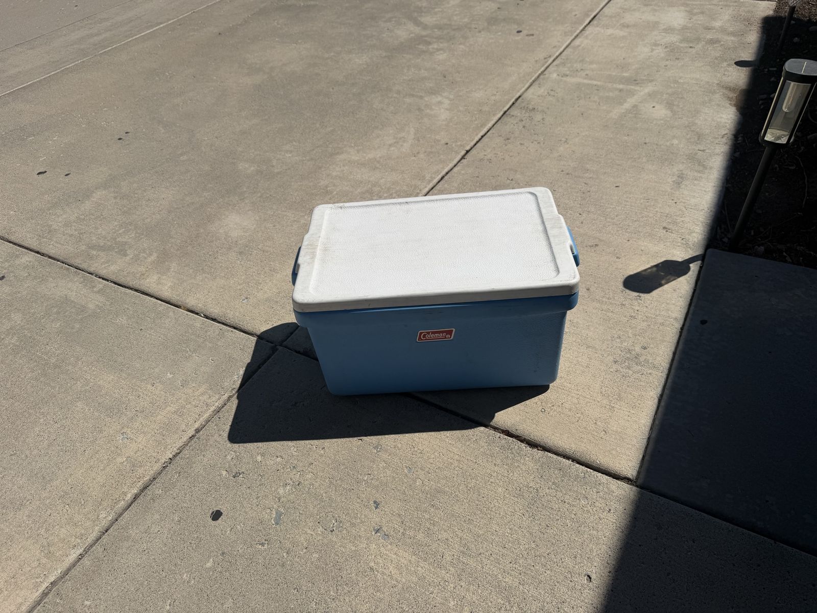 Coleman Blue and White Hard Cooler Ice Chest