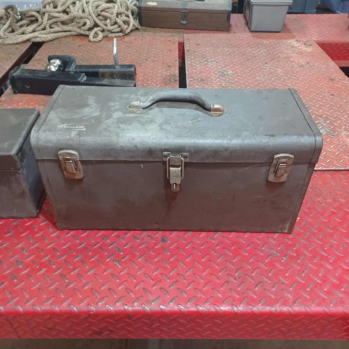 Main image 2