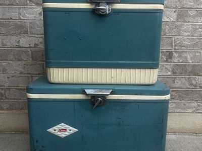 Vintage Teal Coleman Diamond Logo Metal Ice Chest Cooler with Tray Inserts and Bottle Opener on Side