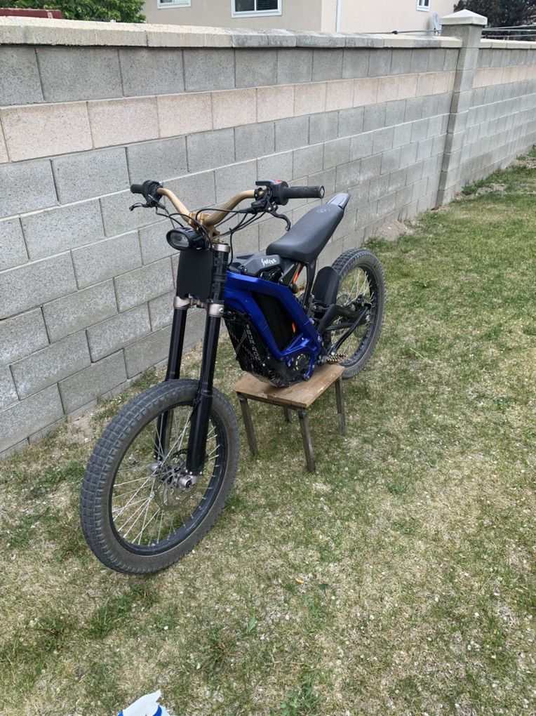 2024 Surron LBX Clean