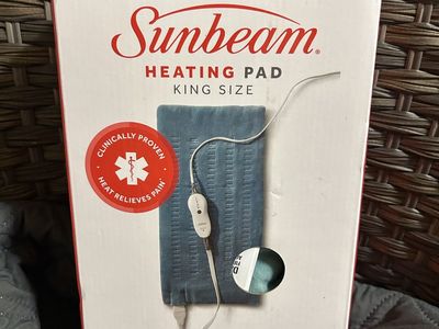 Sunbeam King Size Heating Pad - Flexible Plush Fabric, 4 Heat Settings, 2-Hour Auto-Off Cash Only Please