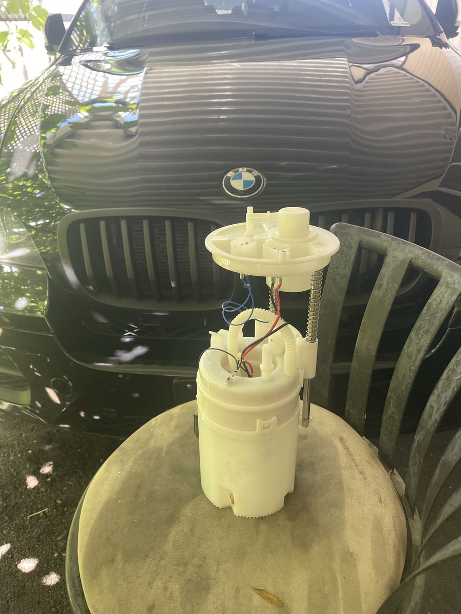 BMW fuel pump tank sending unit 