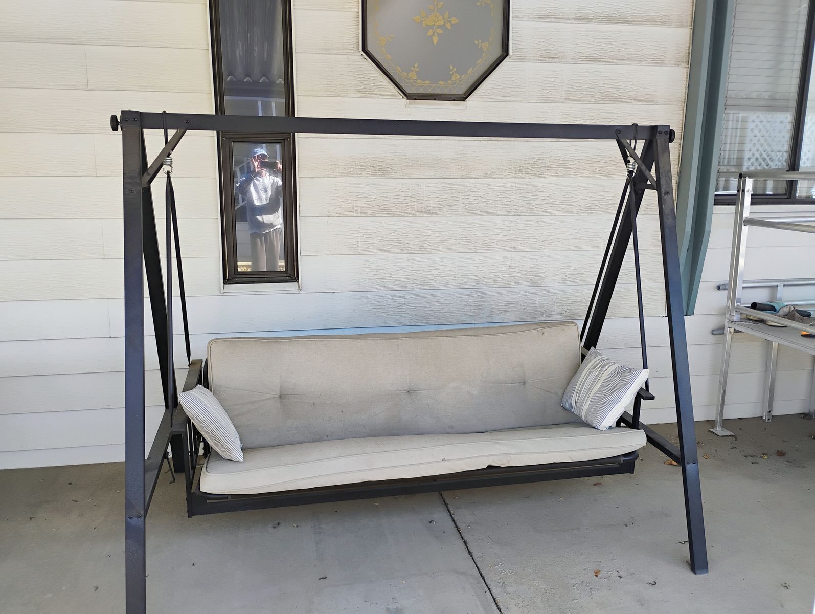 Patio Swing w/Canopy