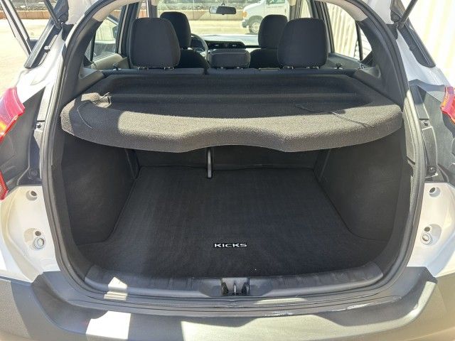 Main image 8