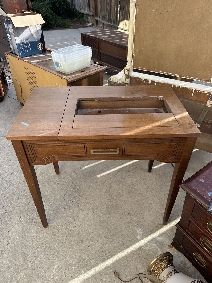 Sewing Machine Wooded Table - 34" x 20"