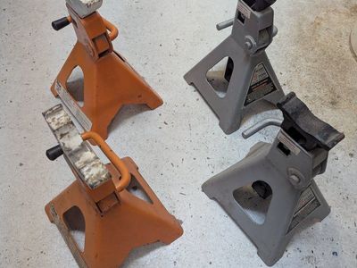 Jack Stands