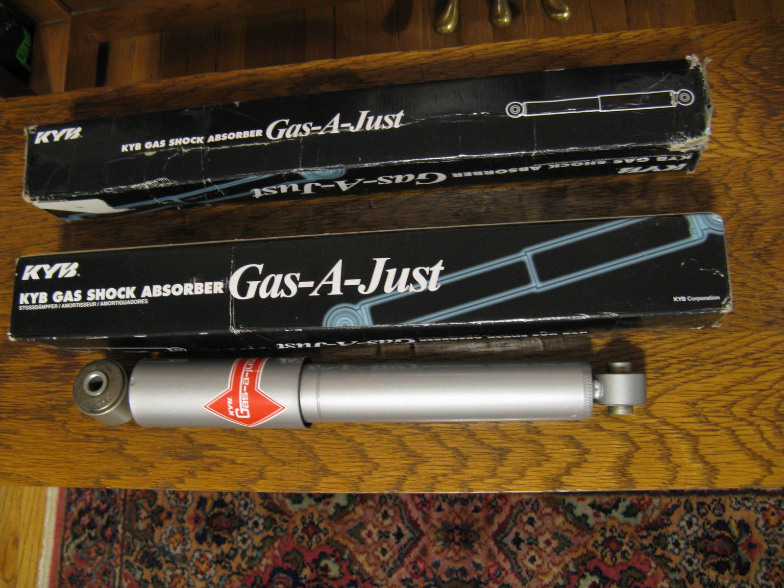 KYB 554384 KIA / HYUNDAI GAS-A-JUST SHOCKS