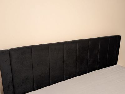 Queen size headboard with platform frame