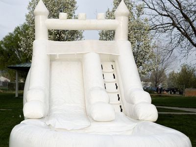 All White Water Slide + Toddler Bounce House 🤍