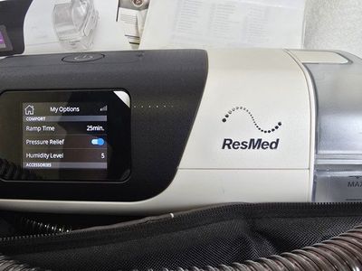 CPAP ResMed AirSense 11 PAP machine, Like New
