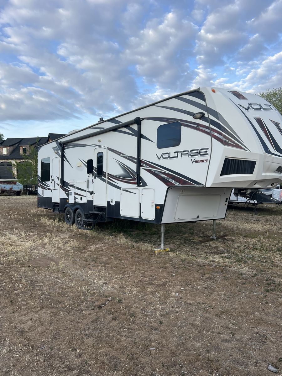 2014 voltage v- series