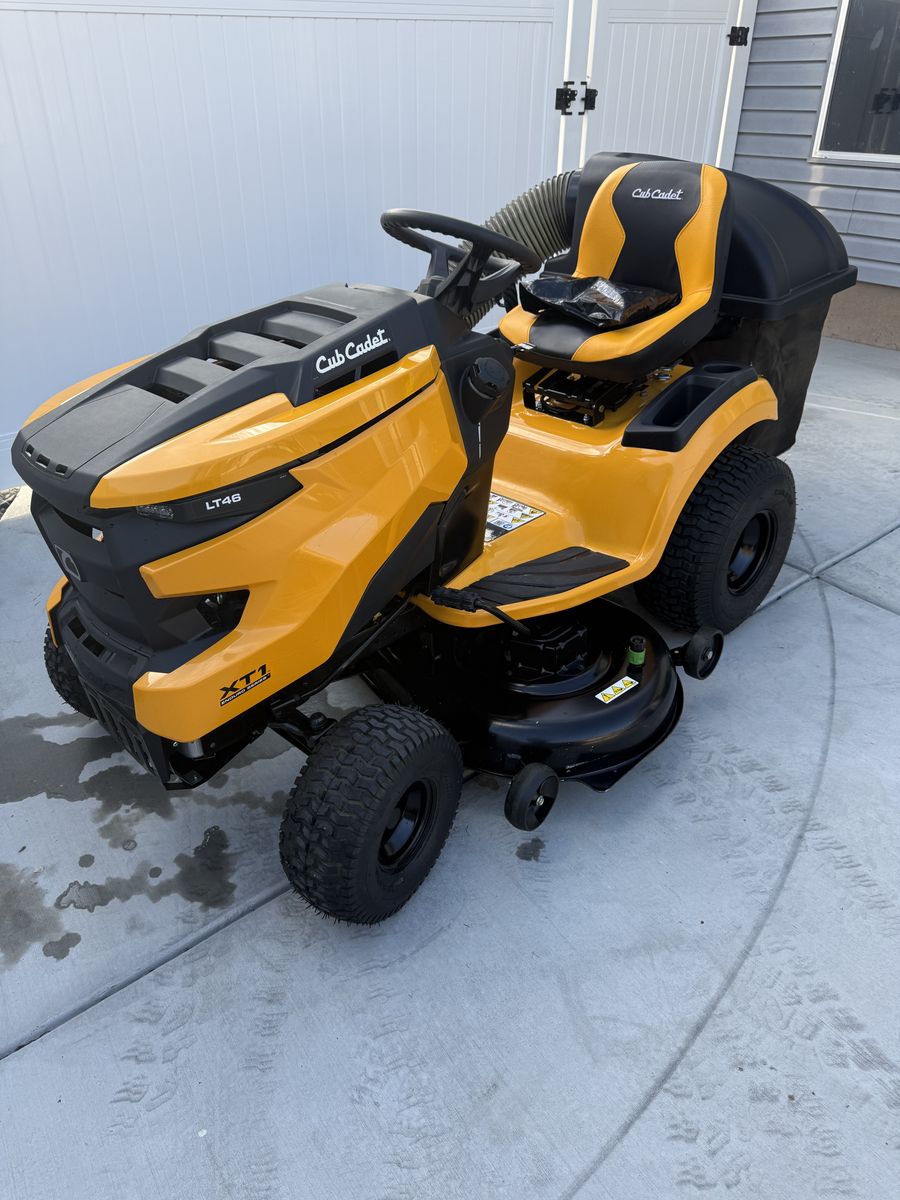 New Cub Cadet LT46 XT1 With Bagger