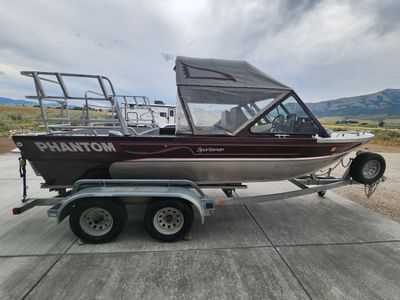 2004 Phantom Sportsman 19' Inboard Jet Boat