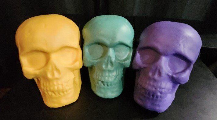 Plastic Skulls - Halloween Decor