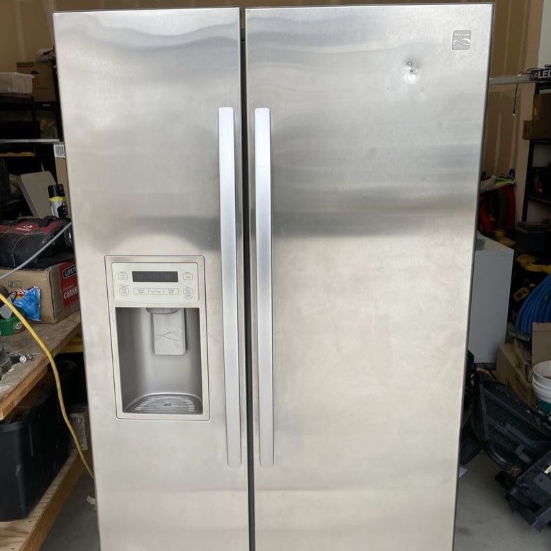 Kenmore 22 cu-ft Stainless Side-by-Side Refrig