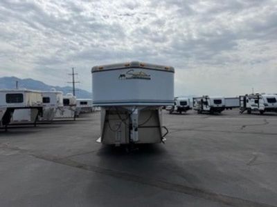 Used 1999 Sundowner Trailers Sundowner 3 Horse Gooseneck