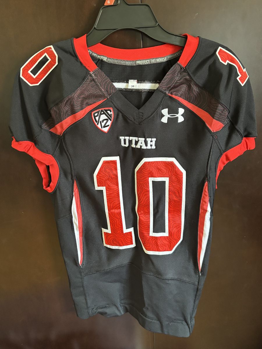 Team Issued Utah Utes Under Armour Football Jersey Size 36