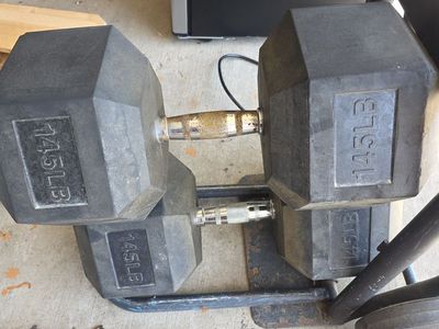 145 lbs Rubber hex dumbbells