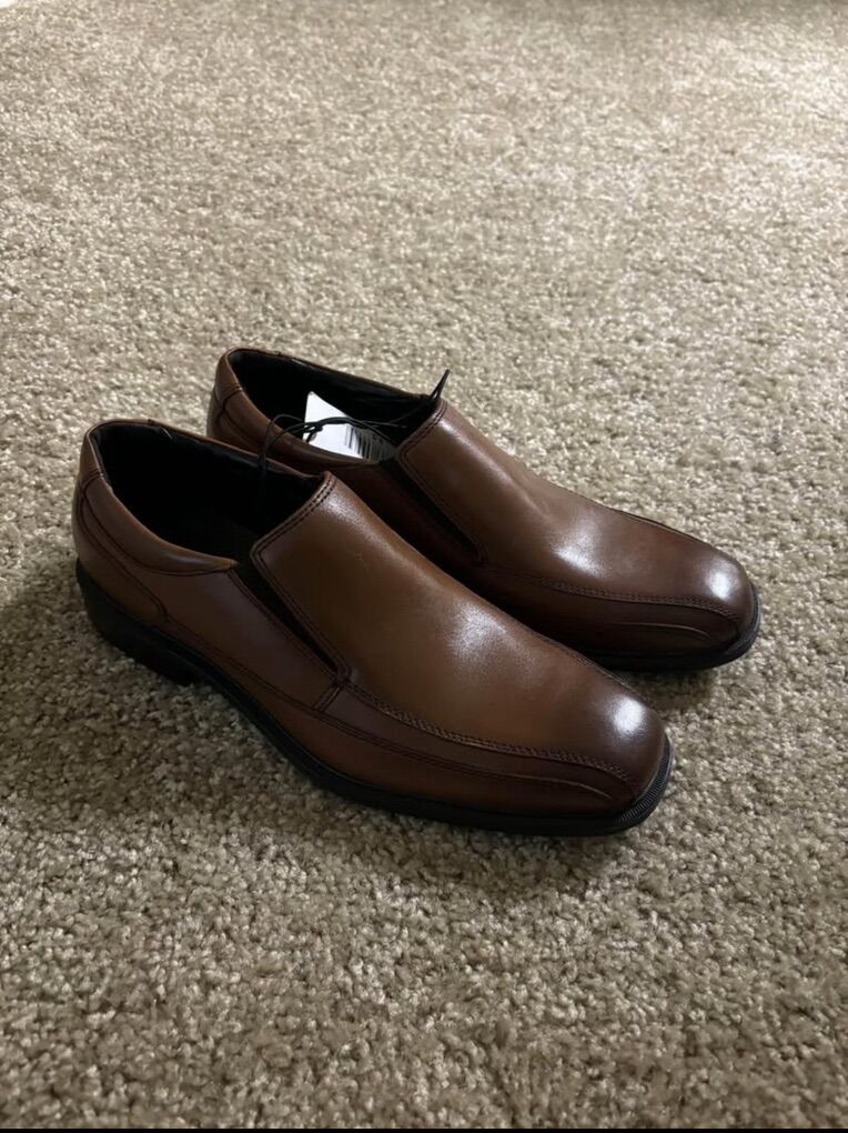 New Kenneth Cole Mens dress shoes size 8.5