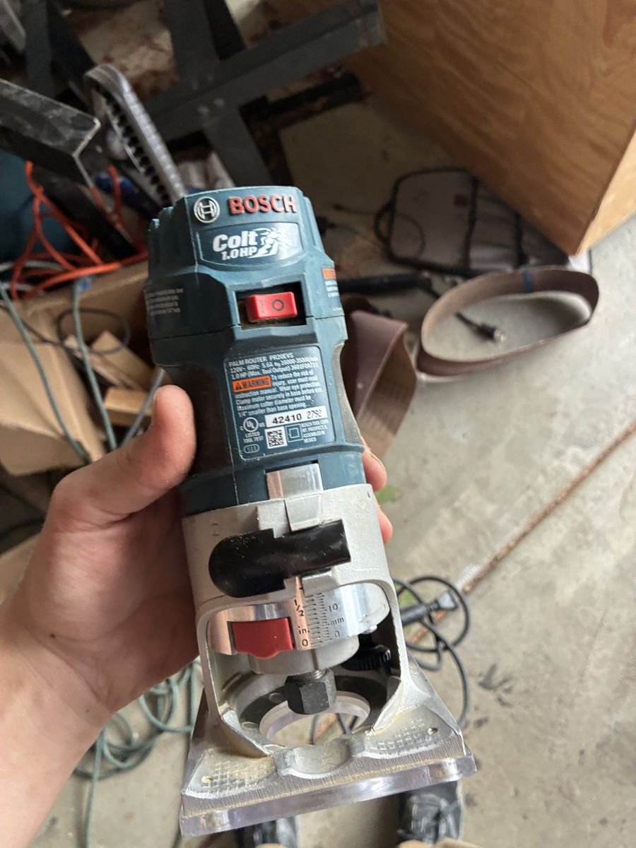 Bosch Colt GKF125CE 1.0 HP Variable Speed Palm Router Woodworking Tool