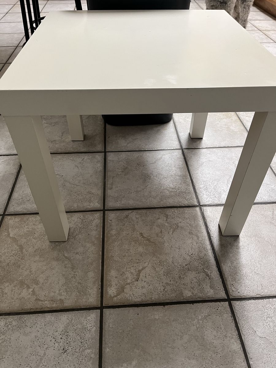 End table