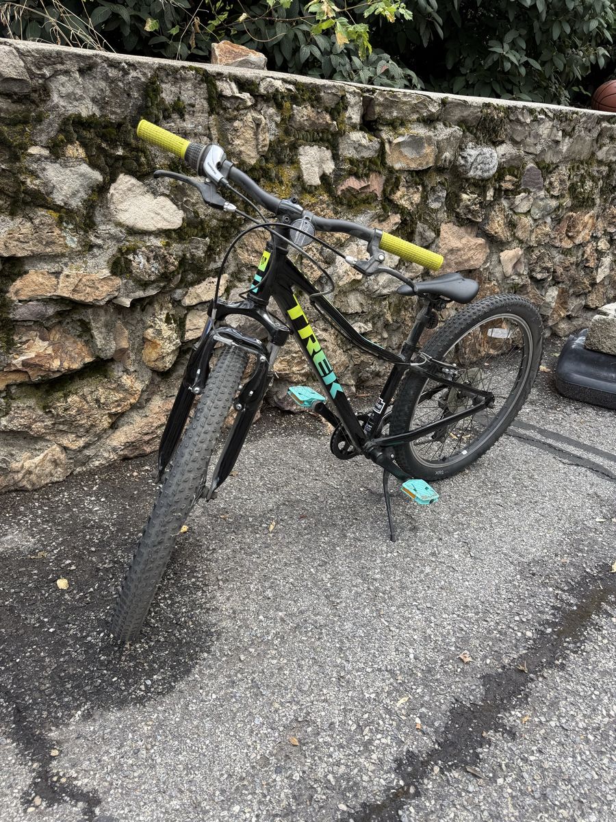 Trek Mountain Bike Black with Yellow Grips