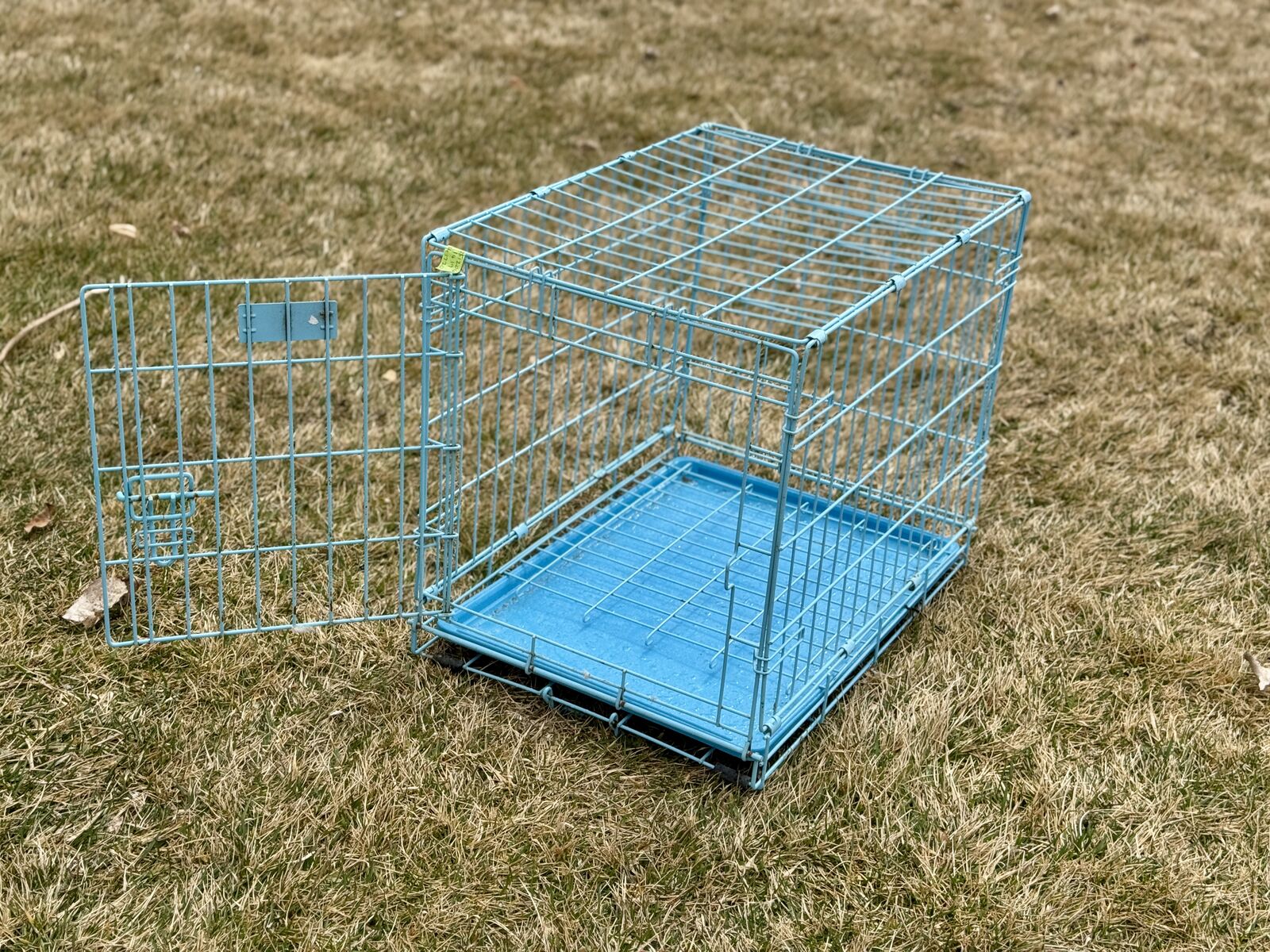Sky Blue Folding Dog Crate 24"L