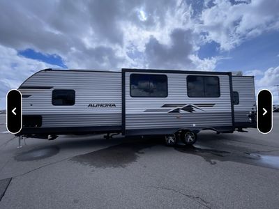 36 ft 2025 Forest River Aurora - Sleeps 8!