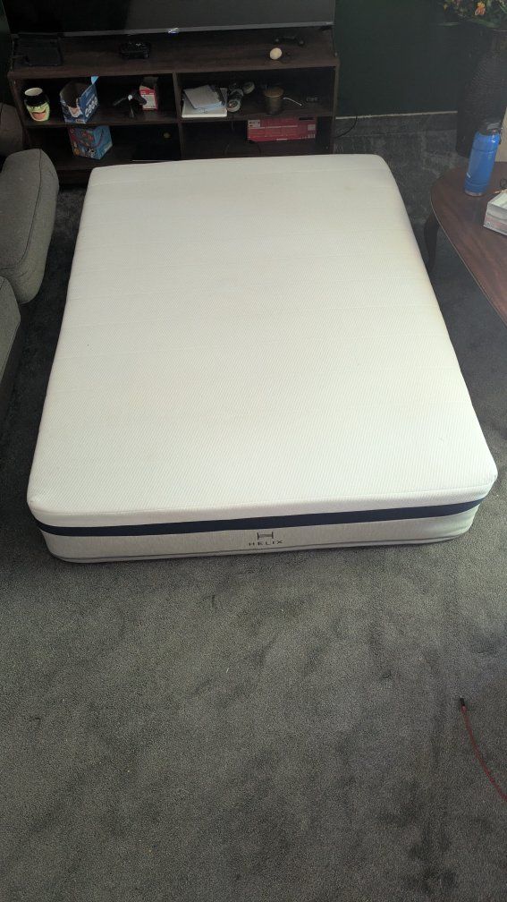 Helix Mattress - Full size, Medium Firmness