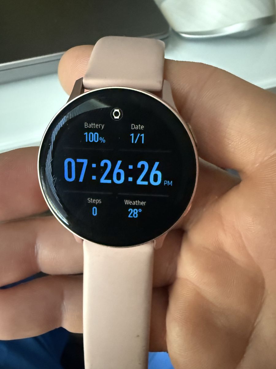 Samsung Galaxy Watch Active2 40mm Rose Gold Smartwatch (SM-R830) - Excellent Condition