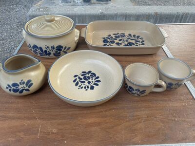 Pfaltzgraff Folk Art Dinnerware