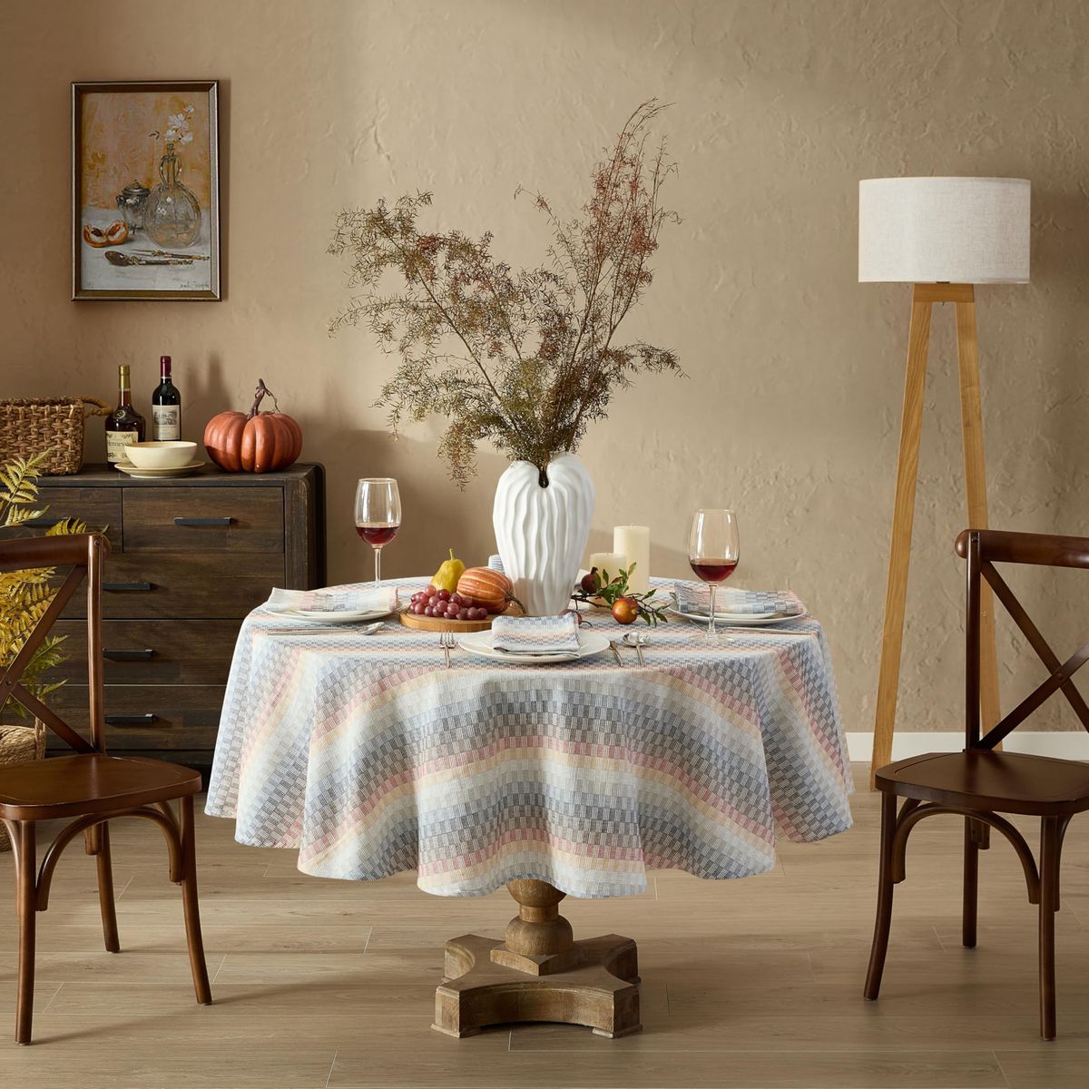 Main image 3