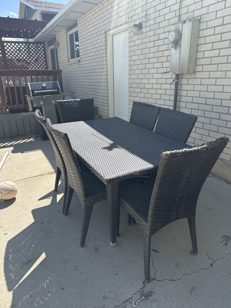 Outdoor Table Dining Patio set with Chairs and Cover