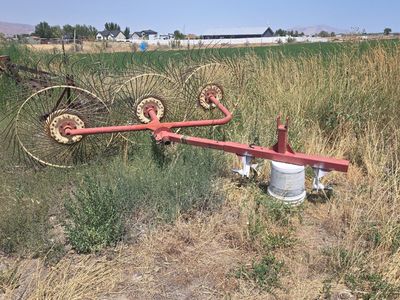 3-Wheel Hay Rake Pull-Type Farm Equipment Attachment