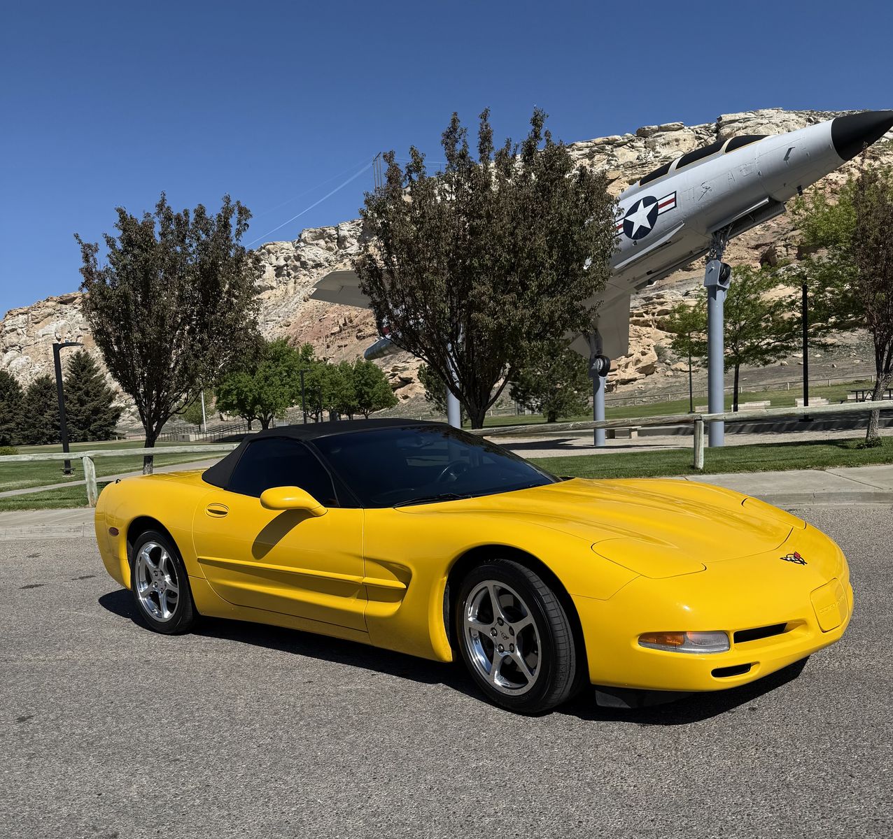 2001 Chevrolet Corvette Base