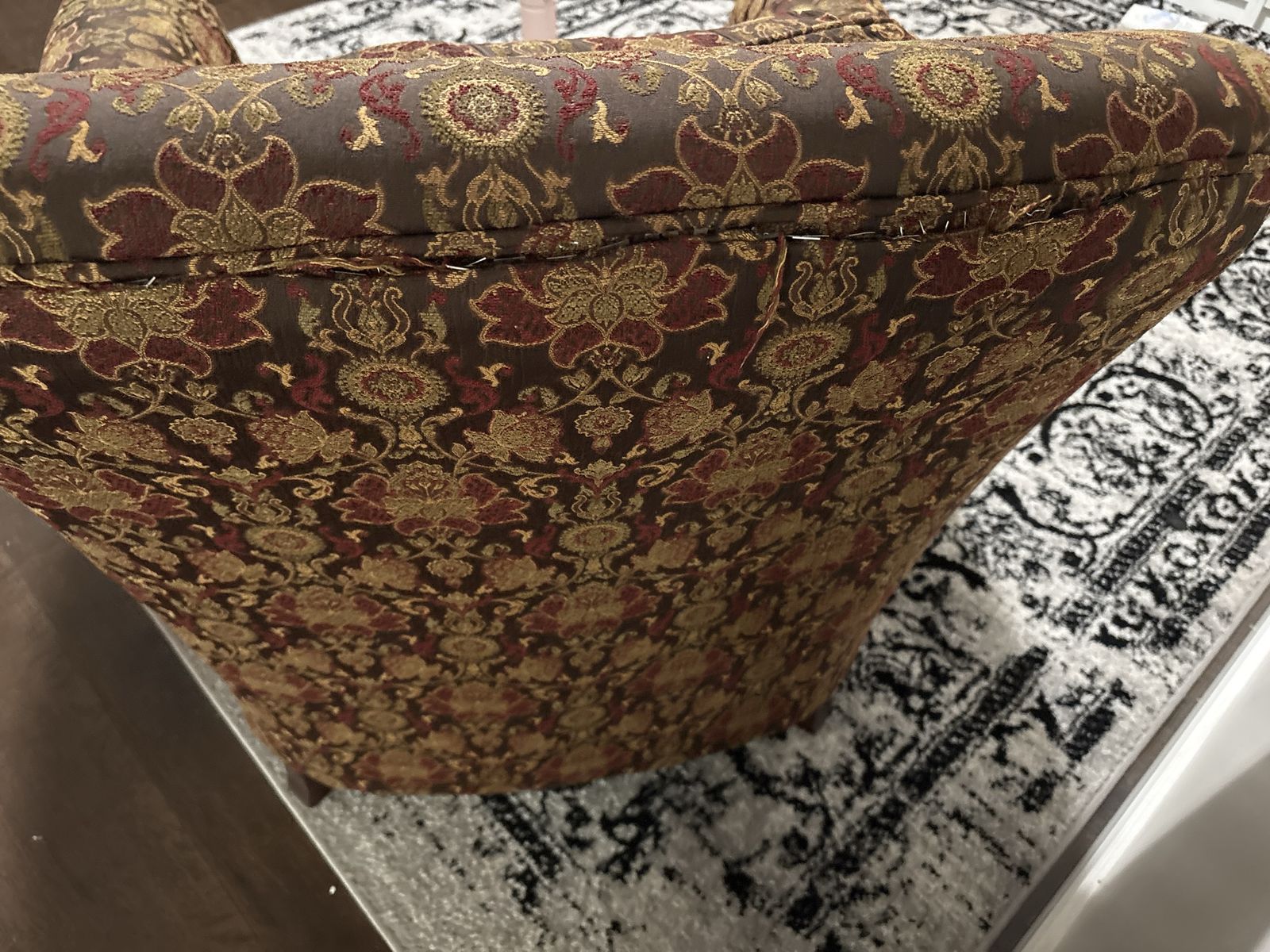 Main image 3