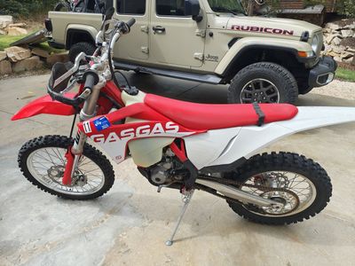 2022 Gas Has ex 250f with very low miles