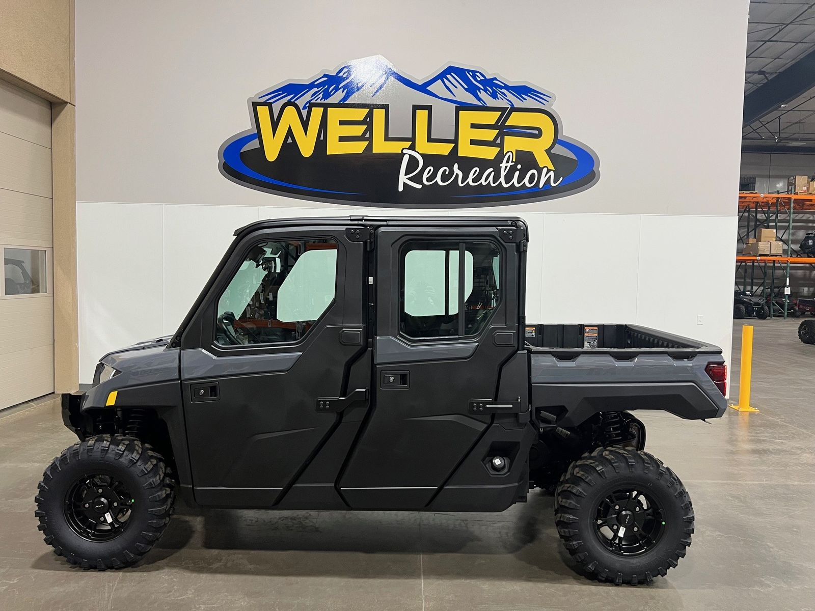 2026 Polaris Ranger Crew XP 1000 North Star ULT      Stealth Gray