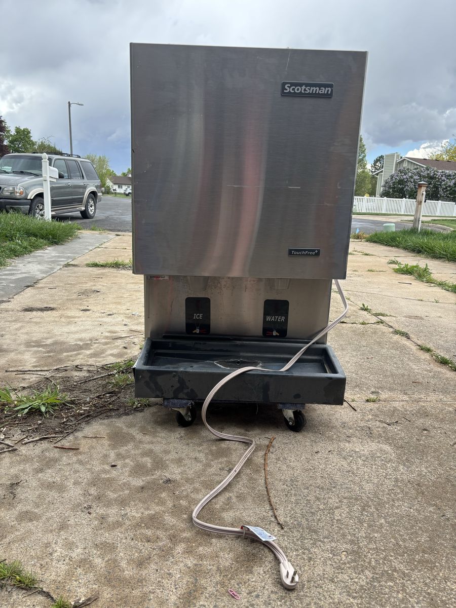 Industrial Ice Machine