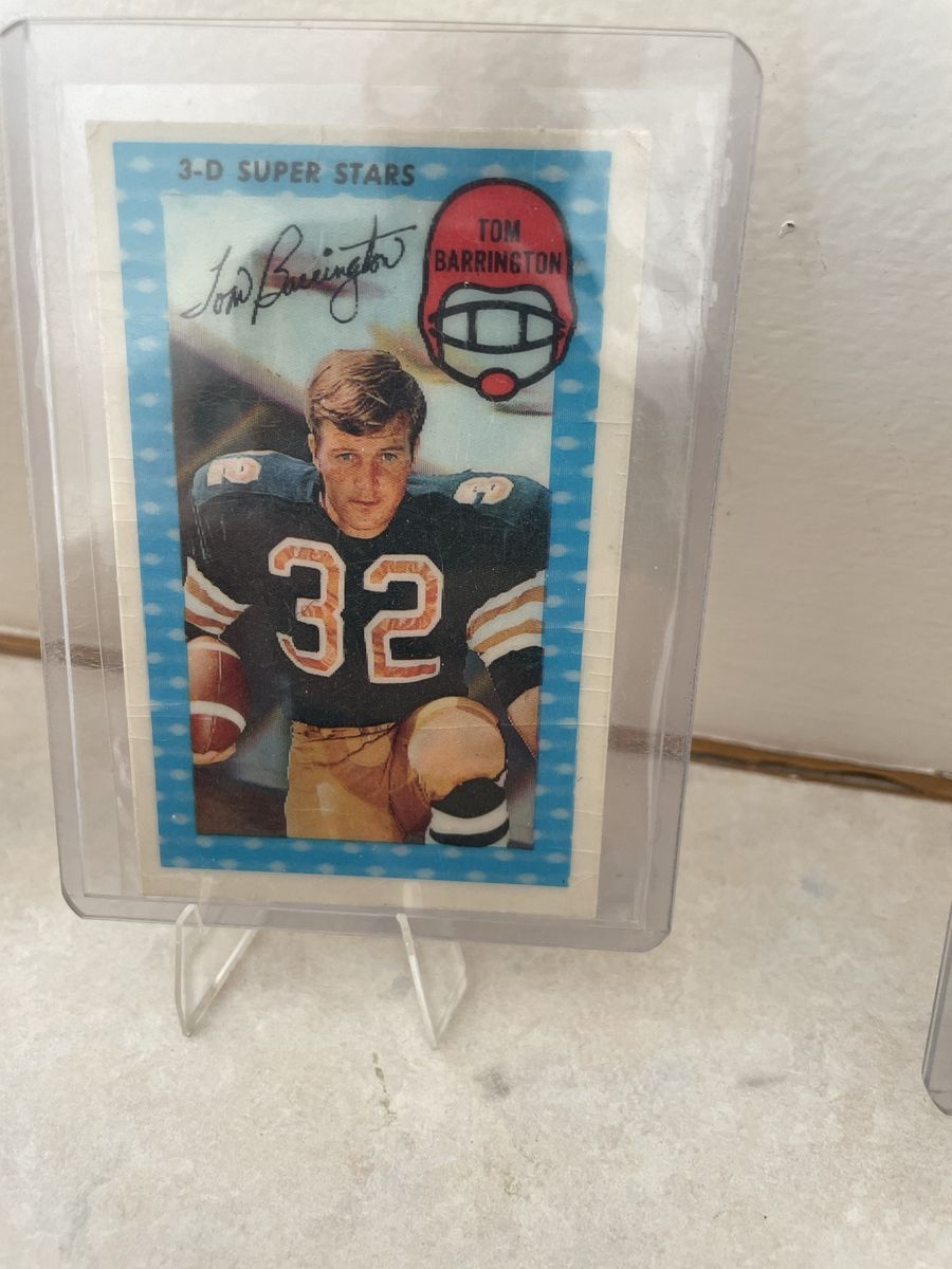 1970 3-D Super Stars Tom Barrington & Frank Nunley Autographed Football Cards