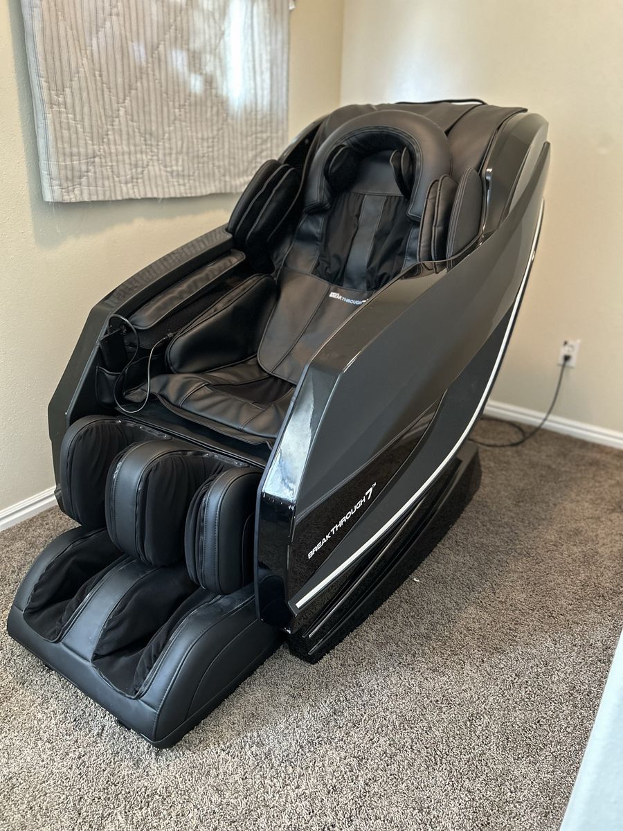 Medical Breakthrough 7 Zero Gravity Massage Chair with Heat & Compression